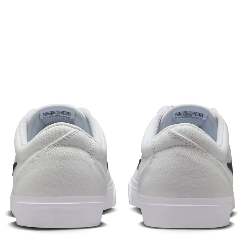 Trainers*Nike Charge Canvas Low Trainers in White