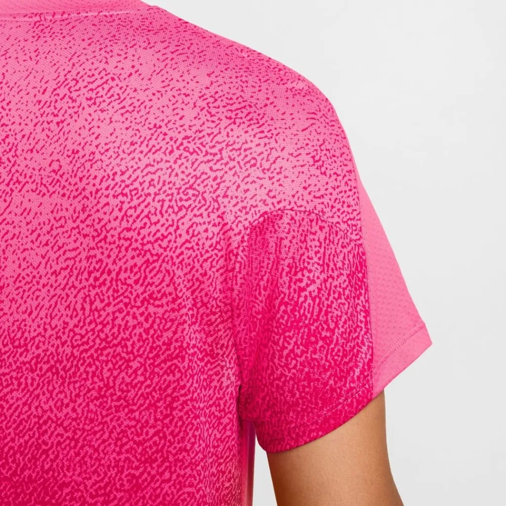 Fitness And Gymwear*Nike Df Slam Ny Crew Neck Regular Fit T-Shirt in Pink