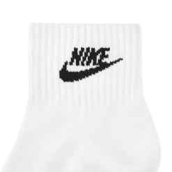 Underwear And Socks*Nike Everyday Essential Ankle Socks (3 Pairs) in Multi