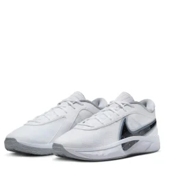 Trainers*Nike Freak 6 Low Top Sneakers in White