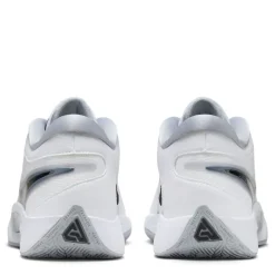 Trainers*Nike Freak 6 Low Top Sneakers in White