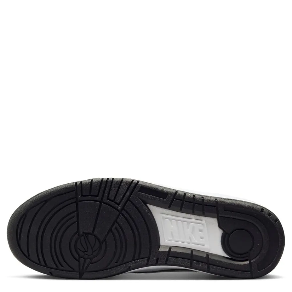 Trainers*Nike Full Force Low Top Sneakers in Black