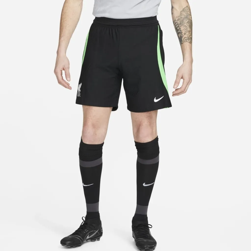 Shorts*Nike Lfc Soccer Shorts in Black