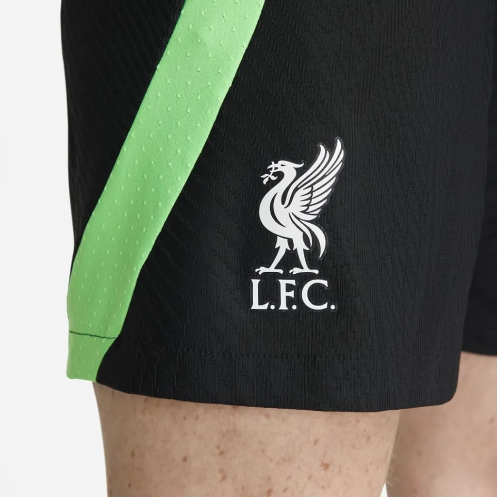 Shorts*Nike Lfc Soccer Shorts in Black