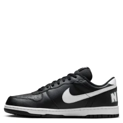 Trainers*Nike Low Top Flats Sneakers in Black