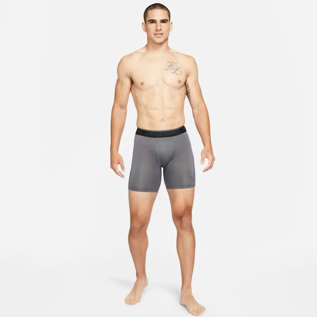 Fitness And Gym Pants*Nike M Np Short in Grey