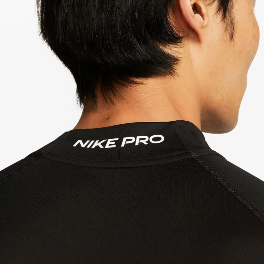 Fitness And Gymwear*Nike Mens Pro Long Sleeve Top in Black