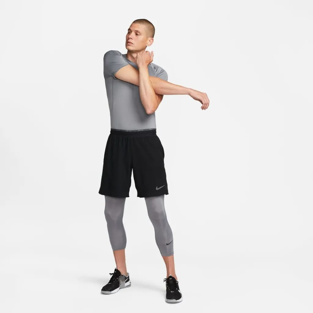 Fitness And Gymwear*Nike Mens Pro Tight Fit Short Sleeve Top in Grey