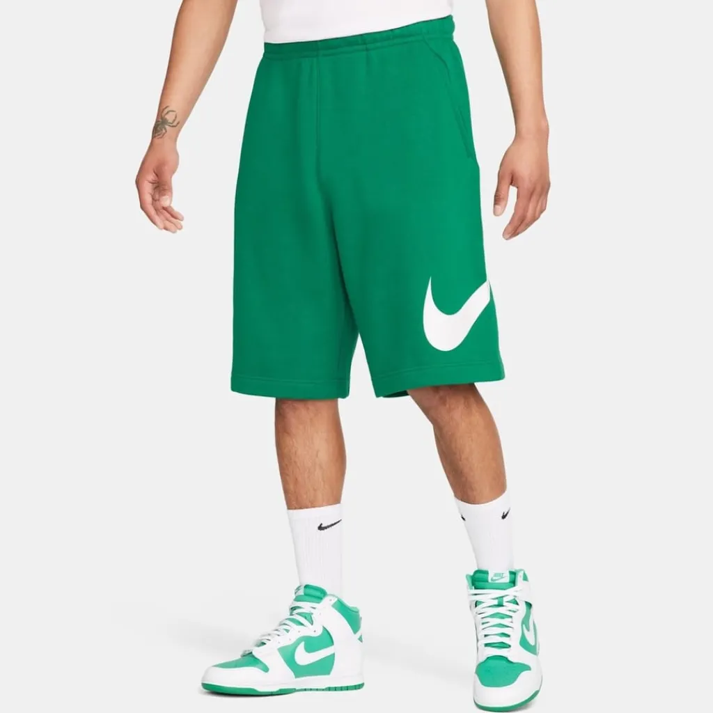 Shorts*Nike Mens Sportswear Club Graphic Shorts in Green