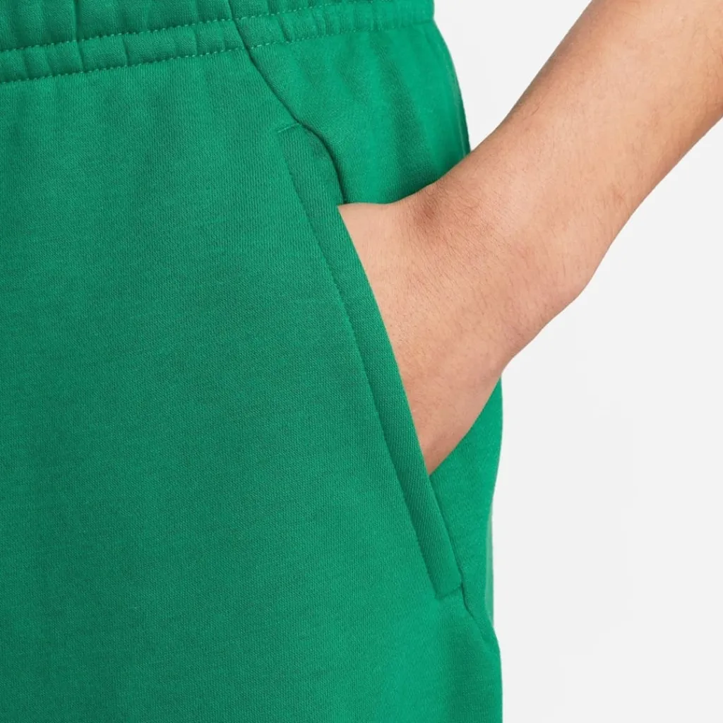 Shorts*Nike Mens Sportswear Club Graphic Shorts in Green