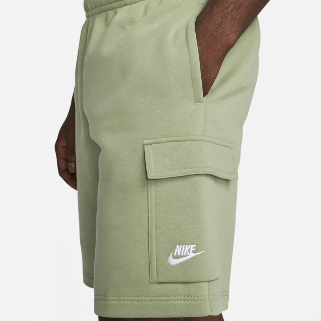 Shorts*Nike Mens Sportswear Club Cargo Shorts in Green