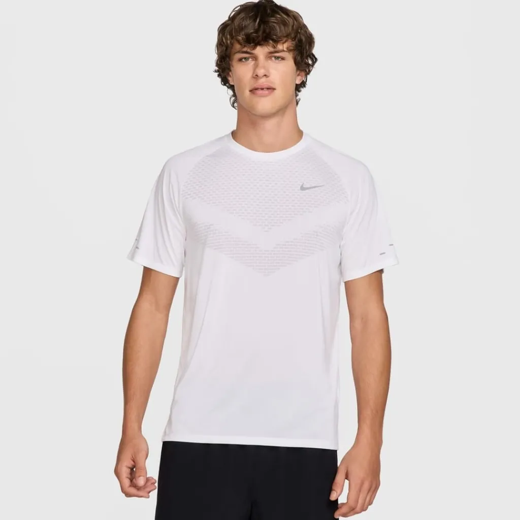 Fitness And Gym Tops|Fitness And Gymwear*Nike Stride Crew Neck Regular Fit T-Shirt in White