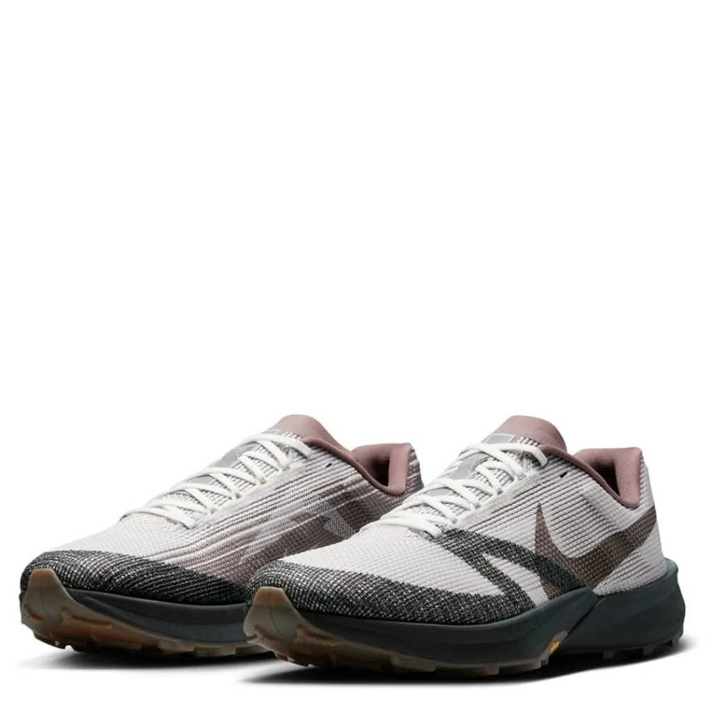 Running Shoes|Fitness And Gym Footwear*Nike Terra Kg 10 Wtp in Grey
