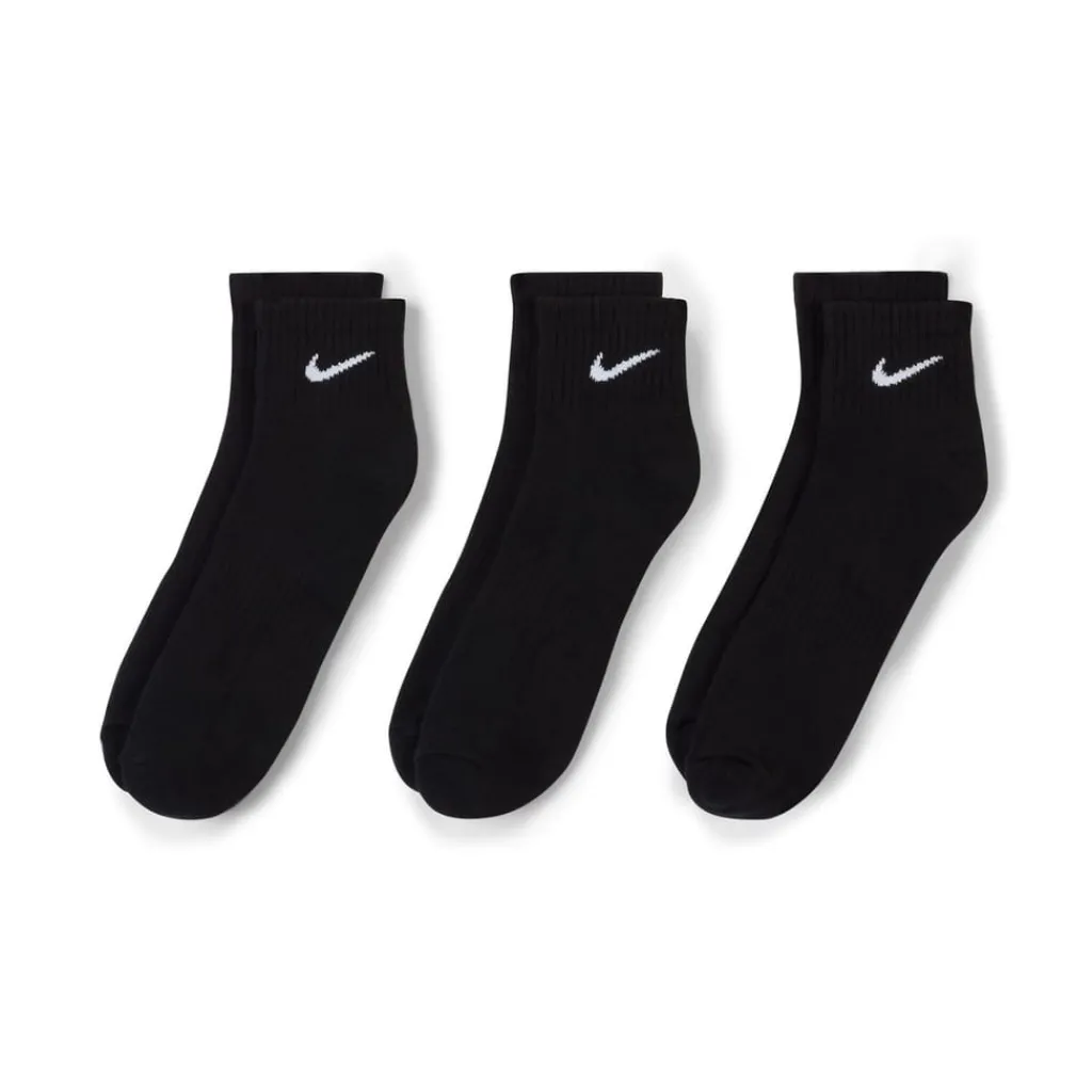 Underwear And Socks*Nike Three Pack Quarter Socks Mens in Black