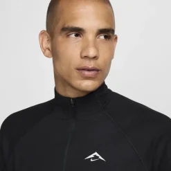 Fitness And Gym Tops*Nike Trail Long Sleeve Mid Layer T-Shirt in Black