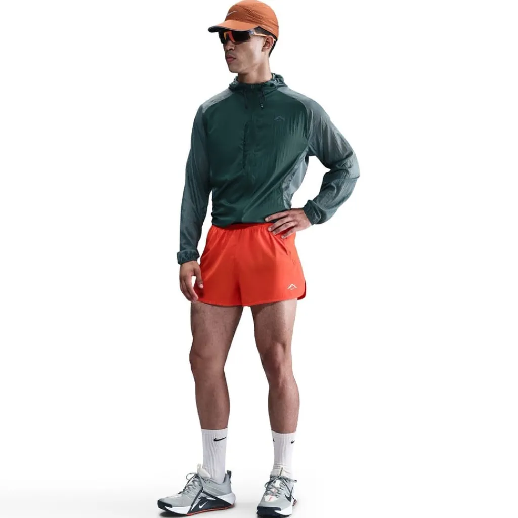 Fitness And Gym Shorts*Nike Trailwind Shorts in Red