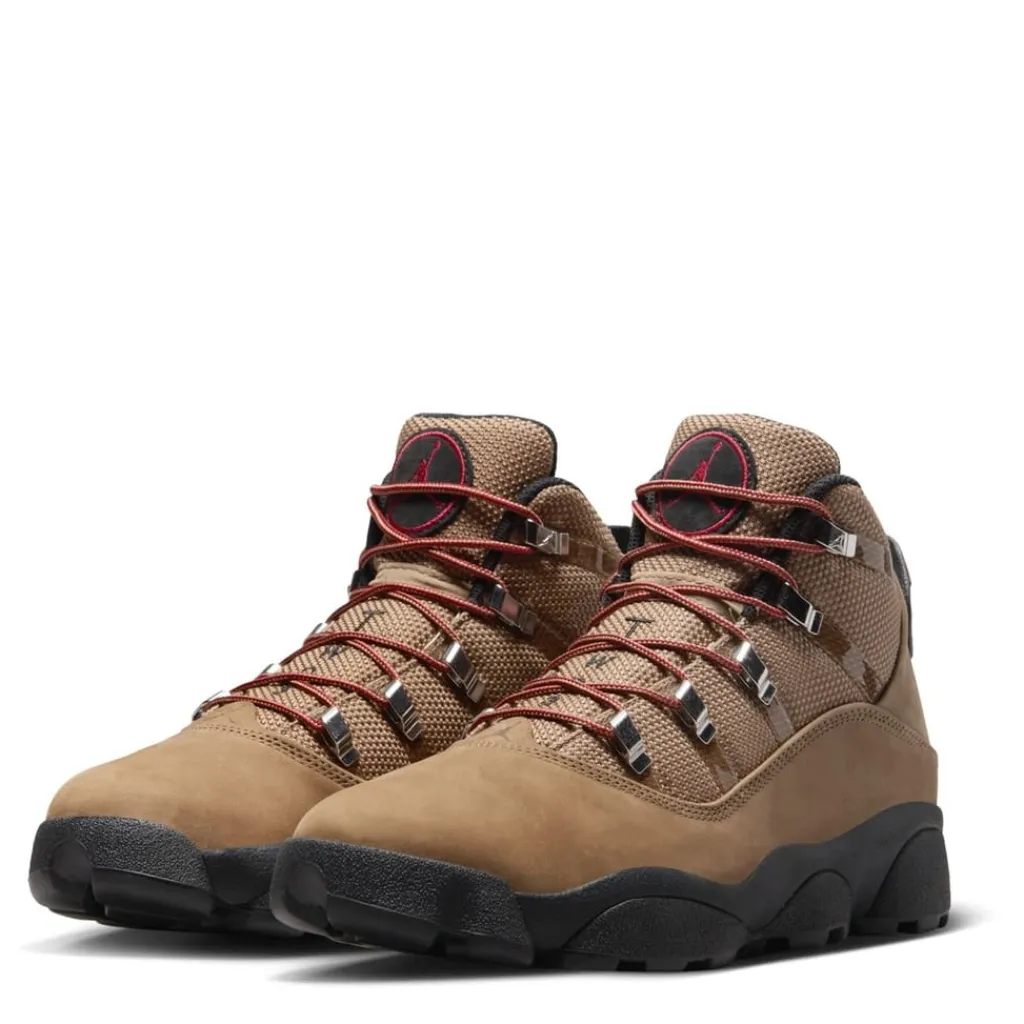 Boots*Nike Winterized 6 Rings Hiking Boots in Orange