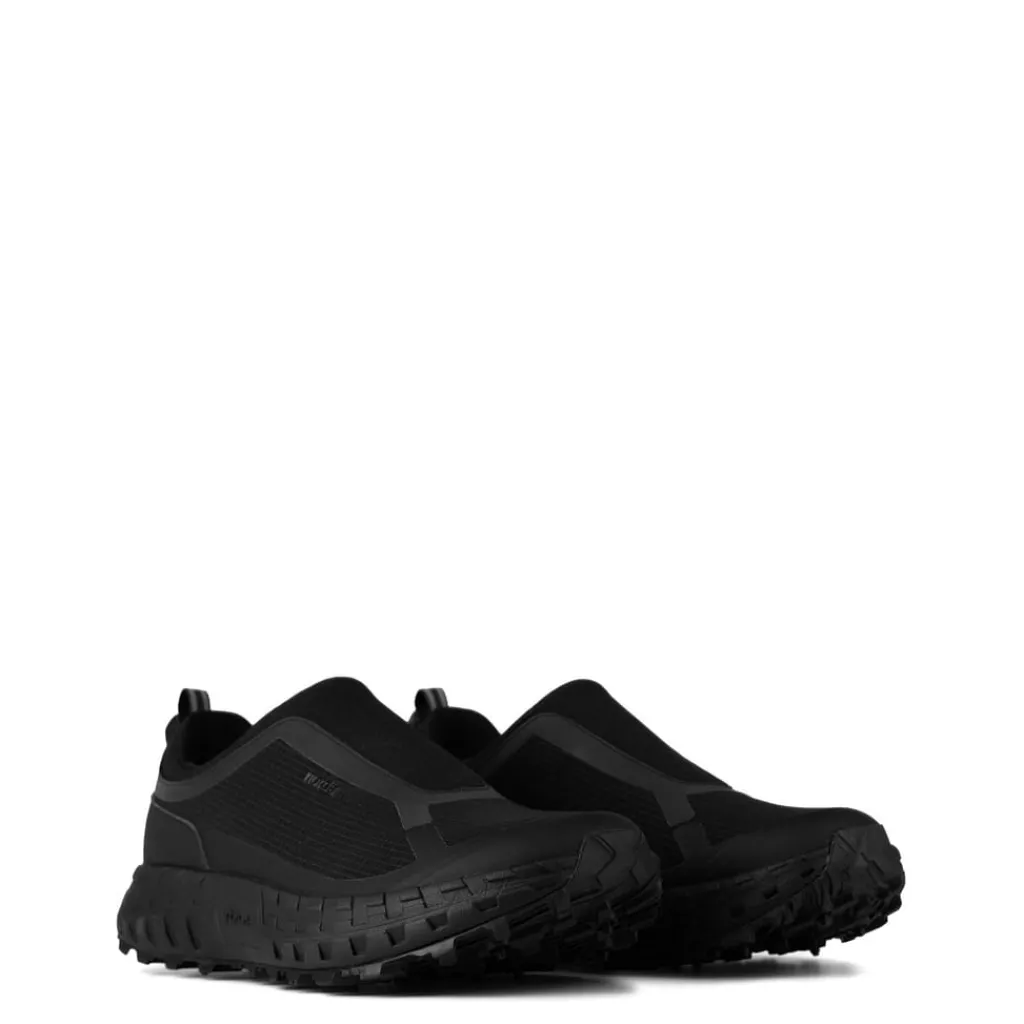 Fitness And Gym Footwear|Running Shoes*Norda Pitch Black Trainers in Black