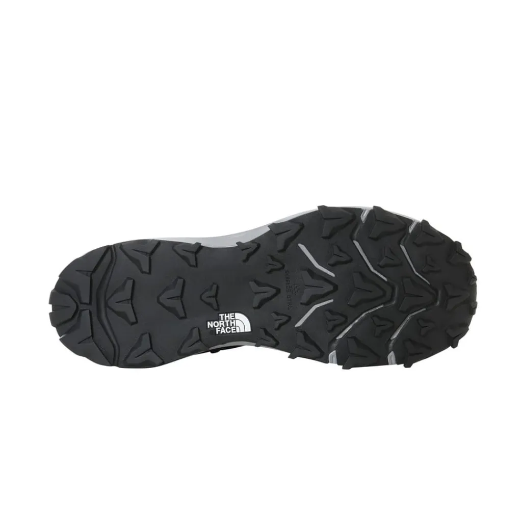 Shoes*North Face Vextiv Fastpack Mid Hiking Boots in Black