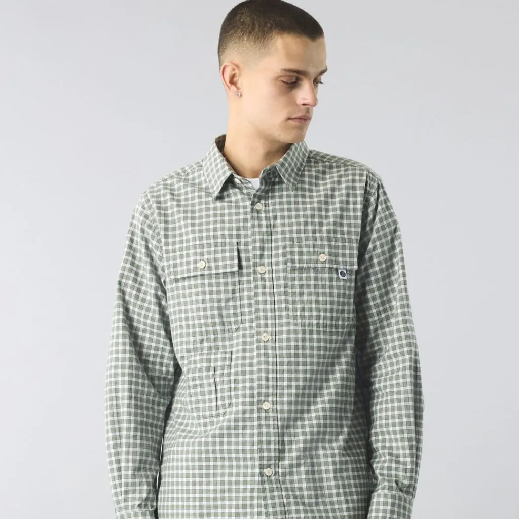 Shirts*Pretty Green Check Shirt in Green