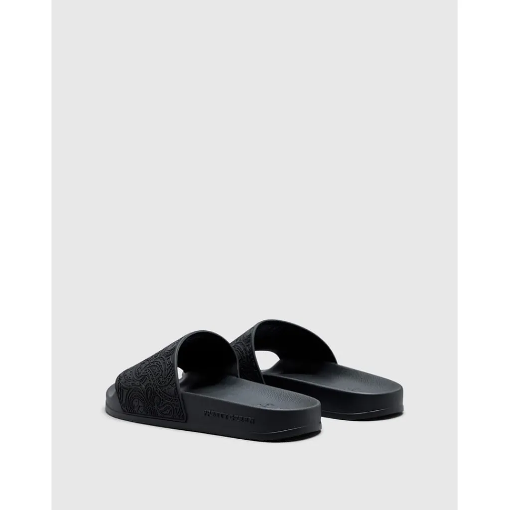 Beach Shoes*Pretty Green Okala Embossd Sli in Black