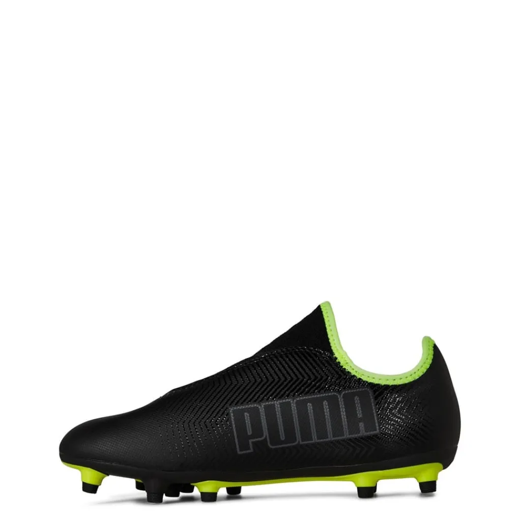 Football Boots*Puma Finesse Firm Ground Football Boots in Black