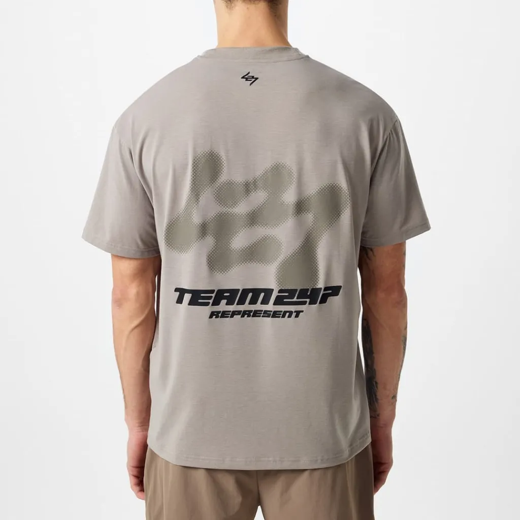 Fitness And Gym Tops*Represent 247 Future Terrains T-Shirt in Grey