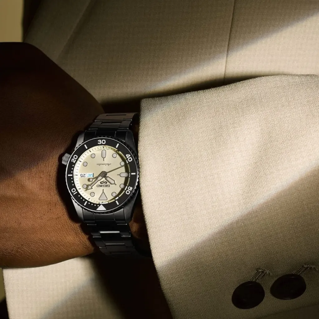 Jewellery-Watches*Seiko 5 Sports Midi Watch in Silver