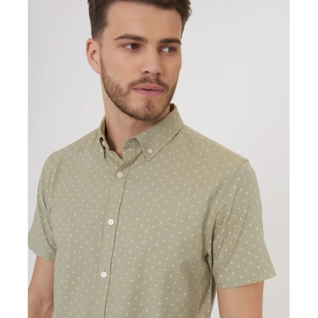 Shirts*Threadbare Leo Regular Fit Short Sleeve Shirt in Green