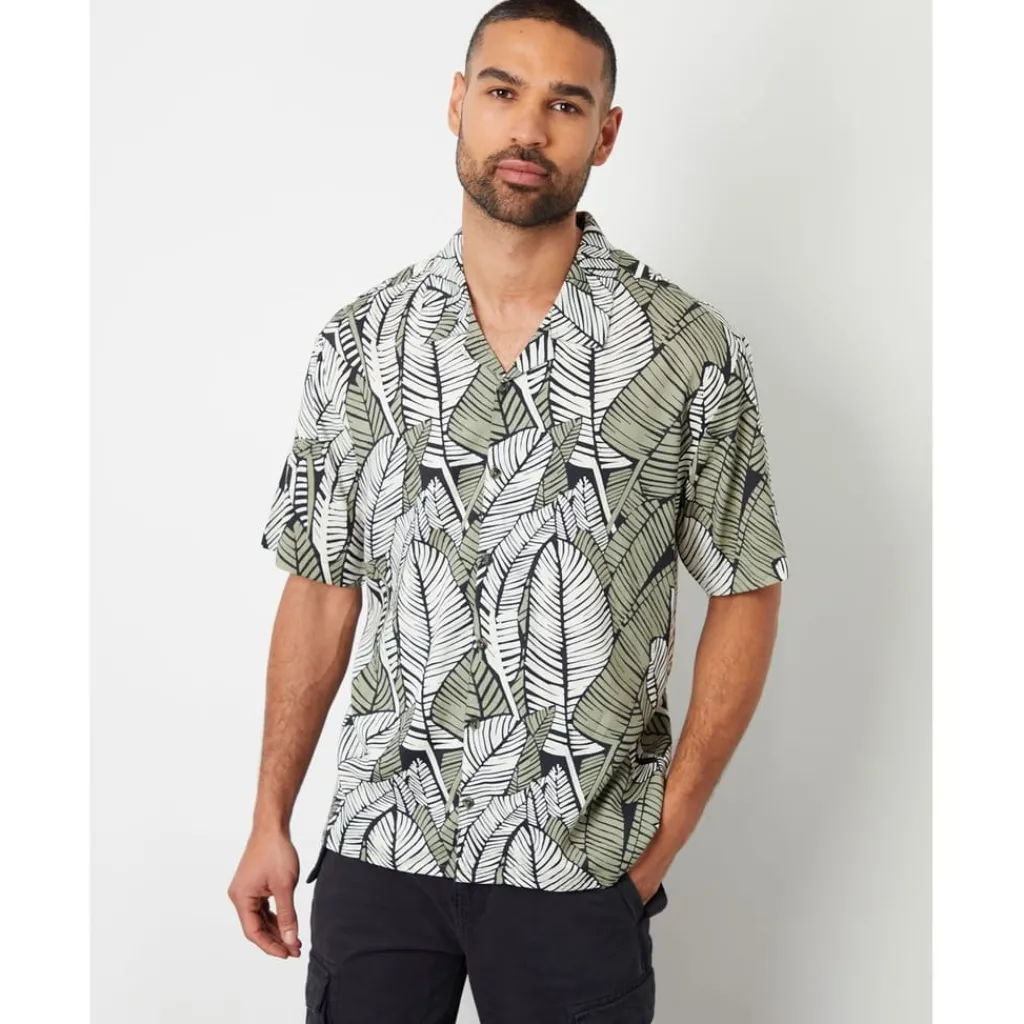 Shirts*Threadbare Relaxed Fit Short Sleeve Shirt in Black