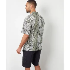 Shirts*Threadbare Relaxed Fit Short Sleeve Shirt in Black