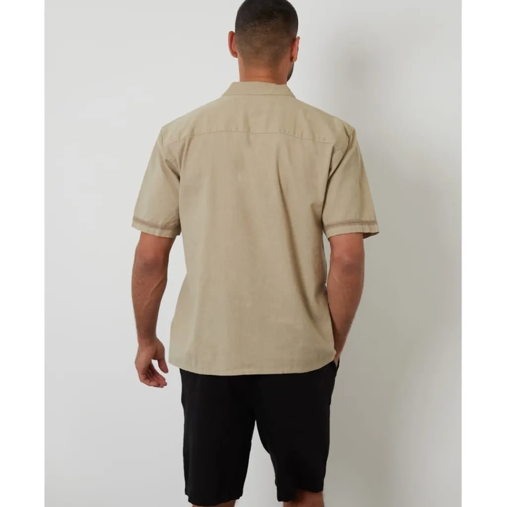 Shirts*Threadbare Sht Ss Rallie in Beige