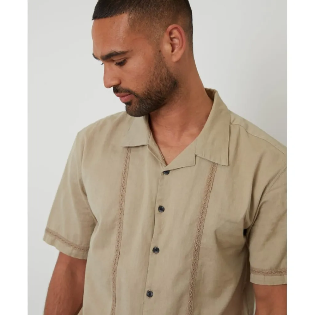 Shirts*Threadbare Sht Ss Rallie in Beige