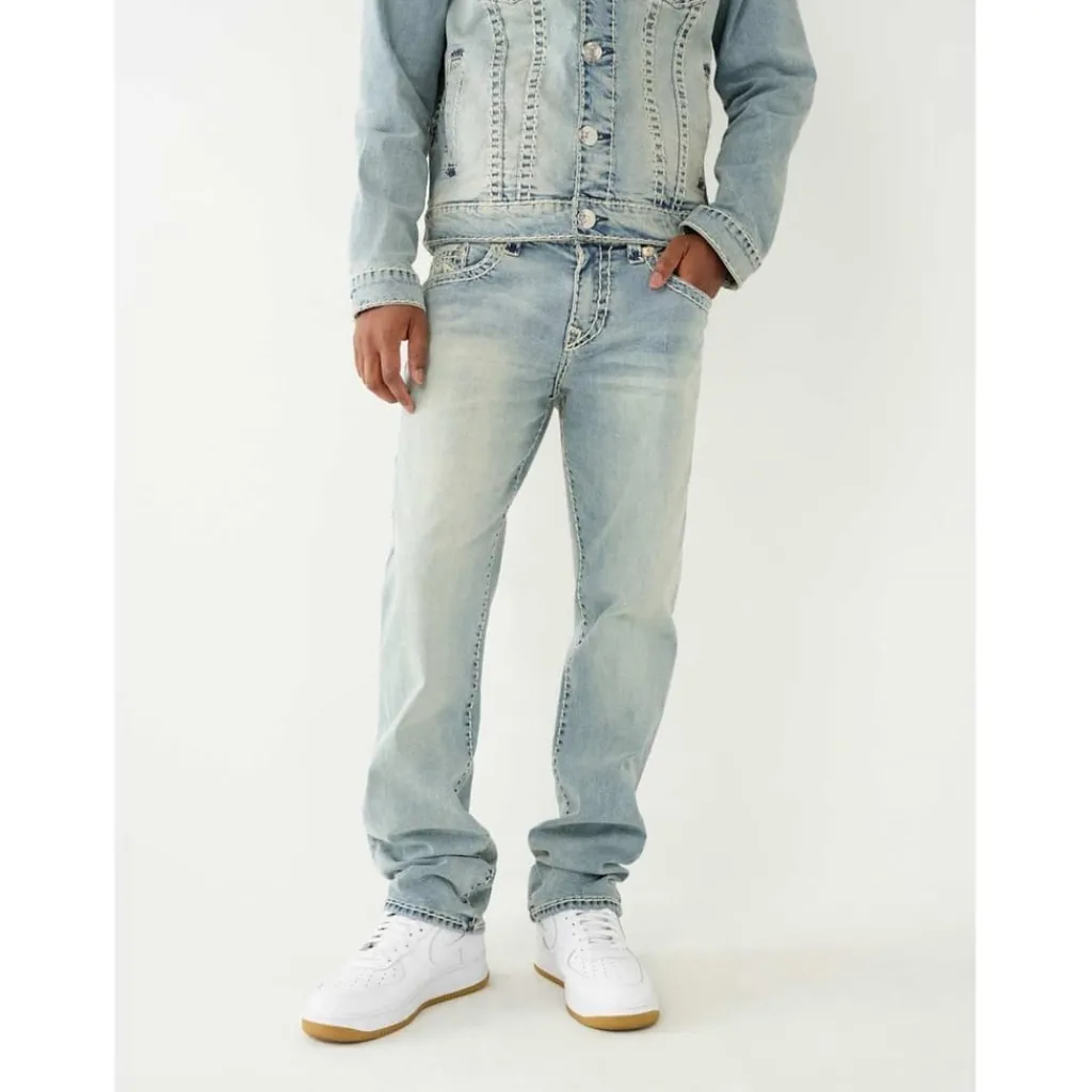 Jeans*True Religion Ricky Straight Fit Five Pocket Jeans in Blue