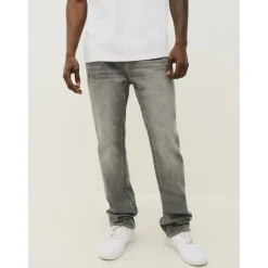 Jeans*True Religion Single Needle Straight Jean in Grey