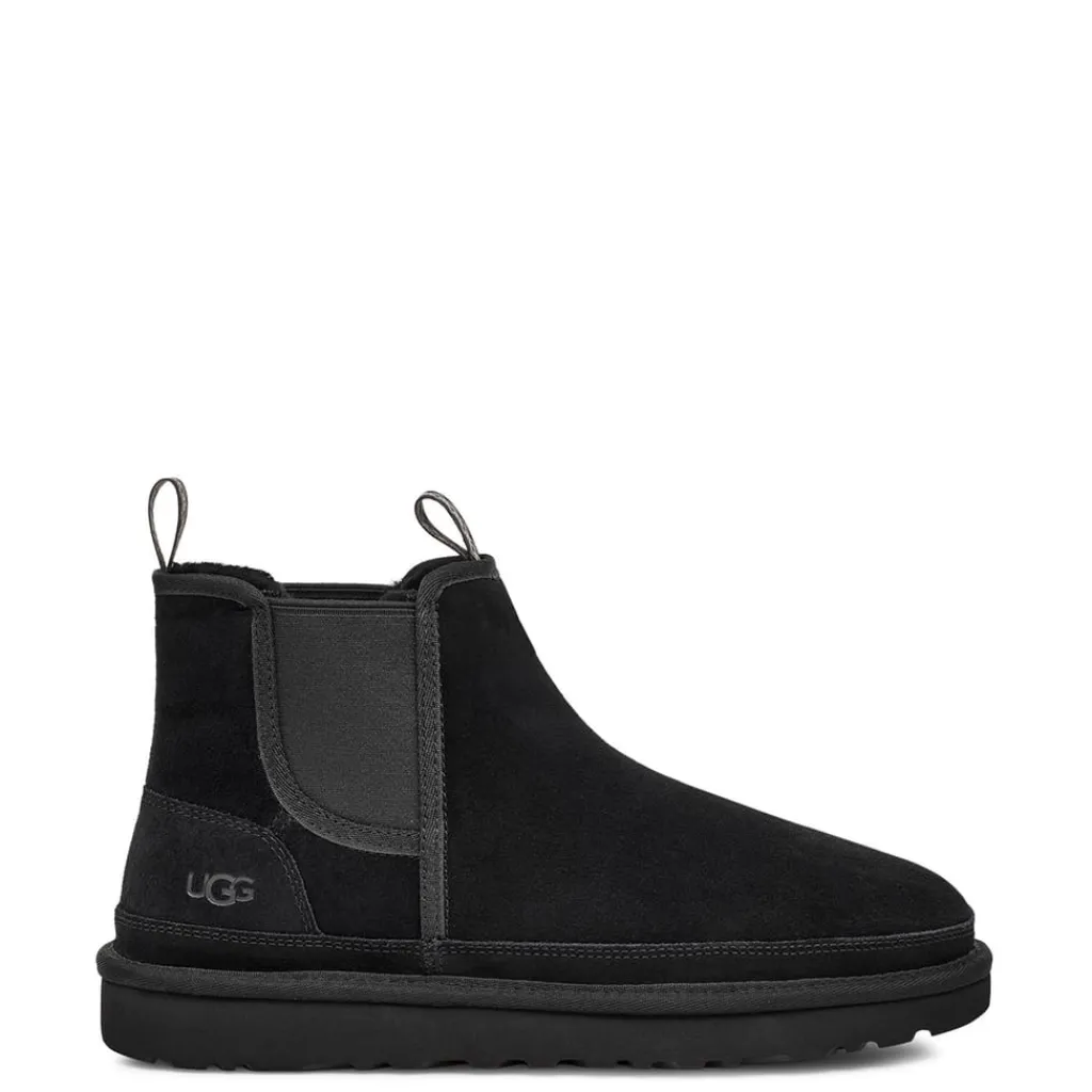 Boots*Ugg Chelsea Ankle Low Heel Boots in Black