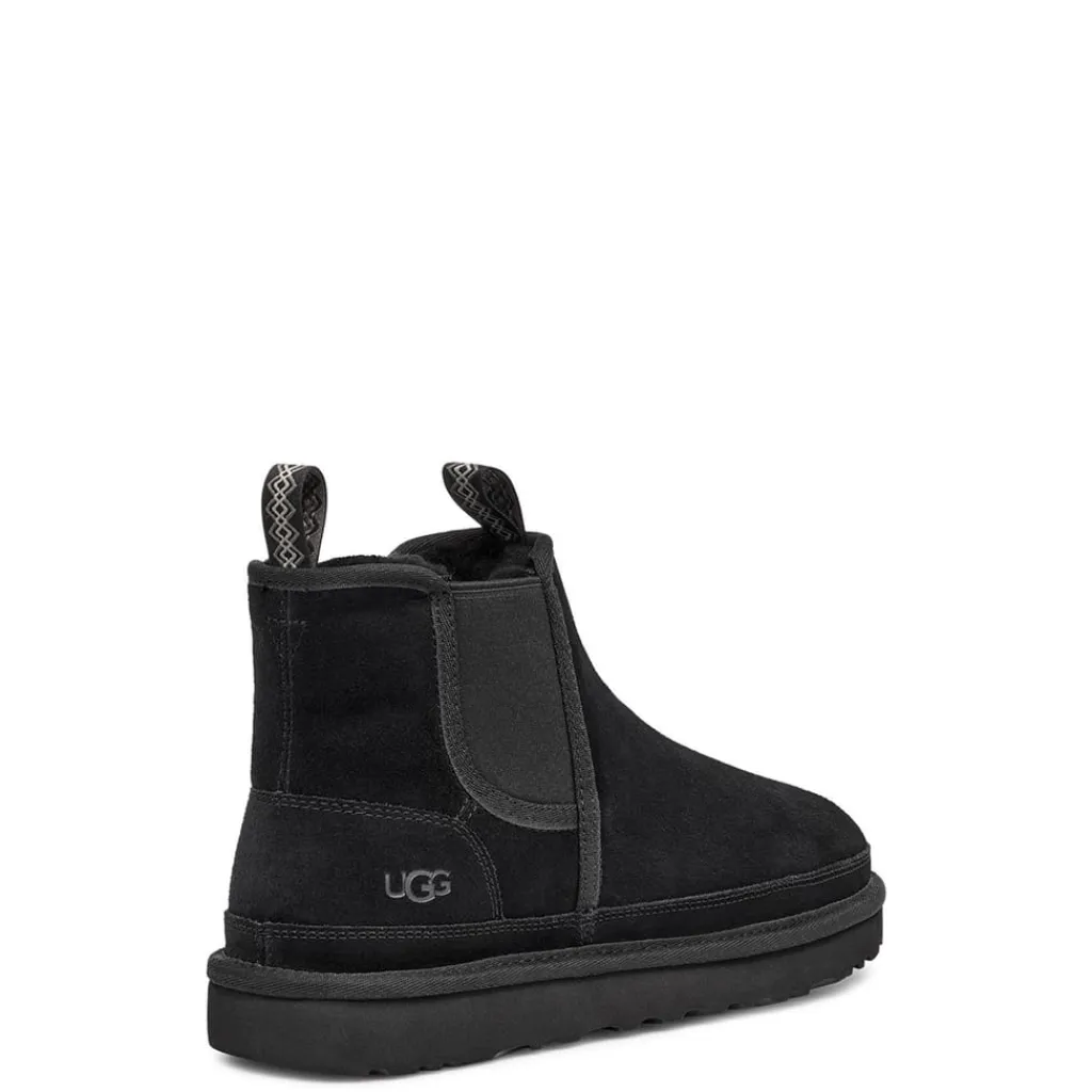 Boots*Ugg Chelsea Ankle Low Heel Boots in Black