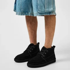 Boots*Ugg Moc Boots in Black