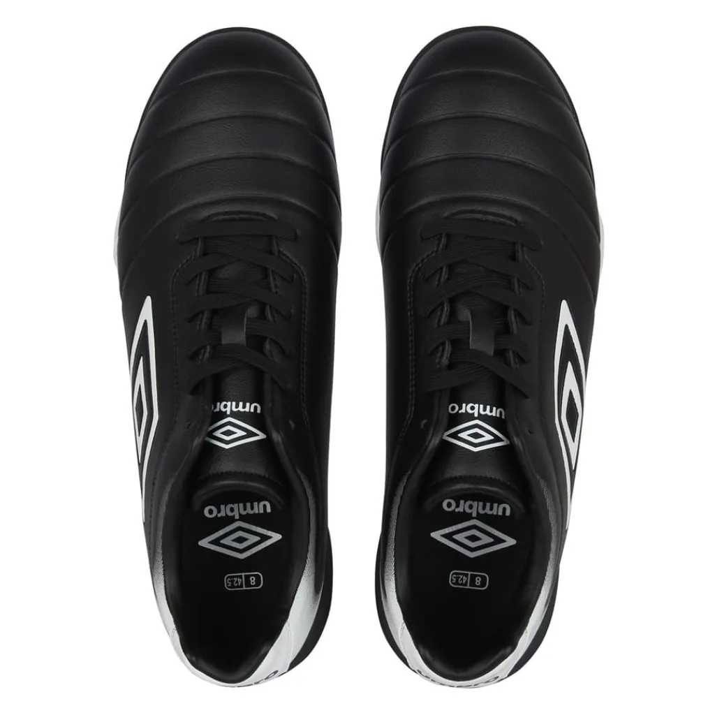 Football Boots*Umbro Calcio Astro Turf Football Trainers in Black