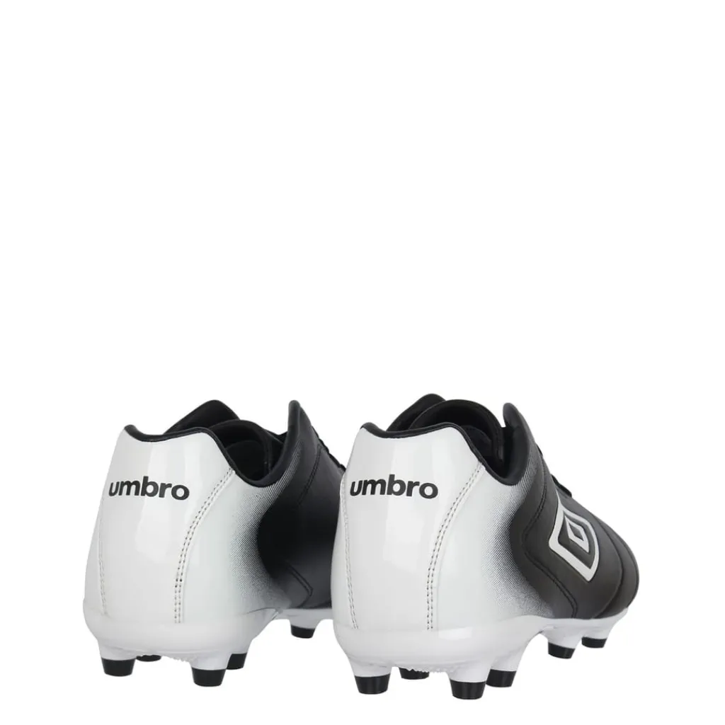 Football Boots*Umbro Calcio Fg Football Boots in Black