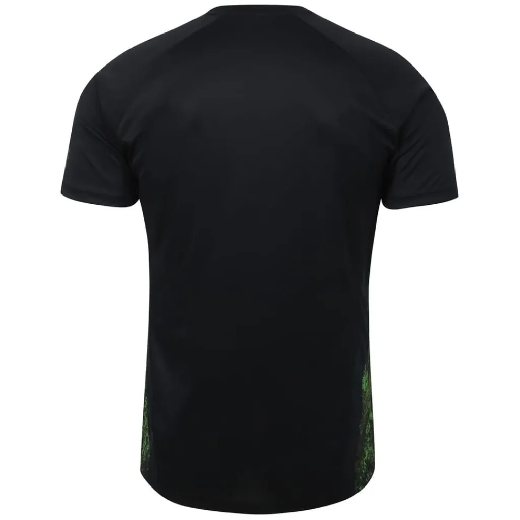Fitness And Gym Tops*Umbro Crew Neck Regular Fit T-Shirt in Black