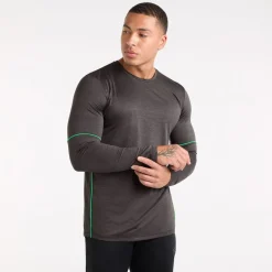 Fitness And Gym Tops*Umbro Slim Fit Crew Neck T-Shirt in Black