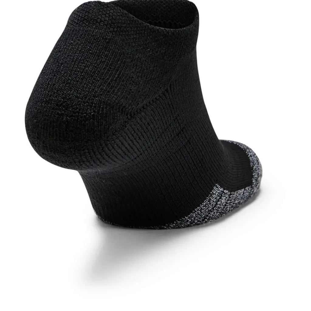 Underwear And Socks*Under Armour Heatgear No Show Socks 3 Pack in Black