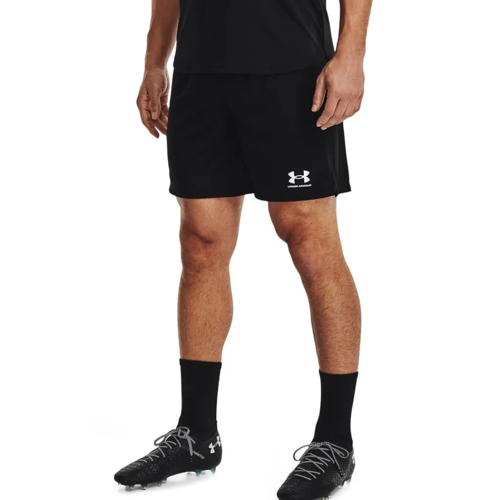 Shorts*Under Armour Mens Armour Challenger Core Shorts in Black