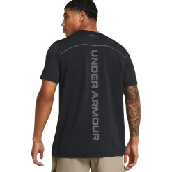 Fitness And Gym Tops*Under Armour Rush Short Sleeve Crew Neck T-Shirt in Black