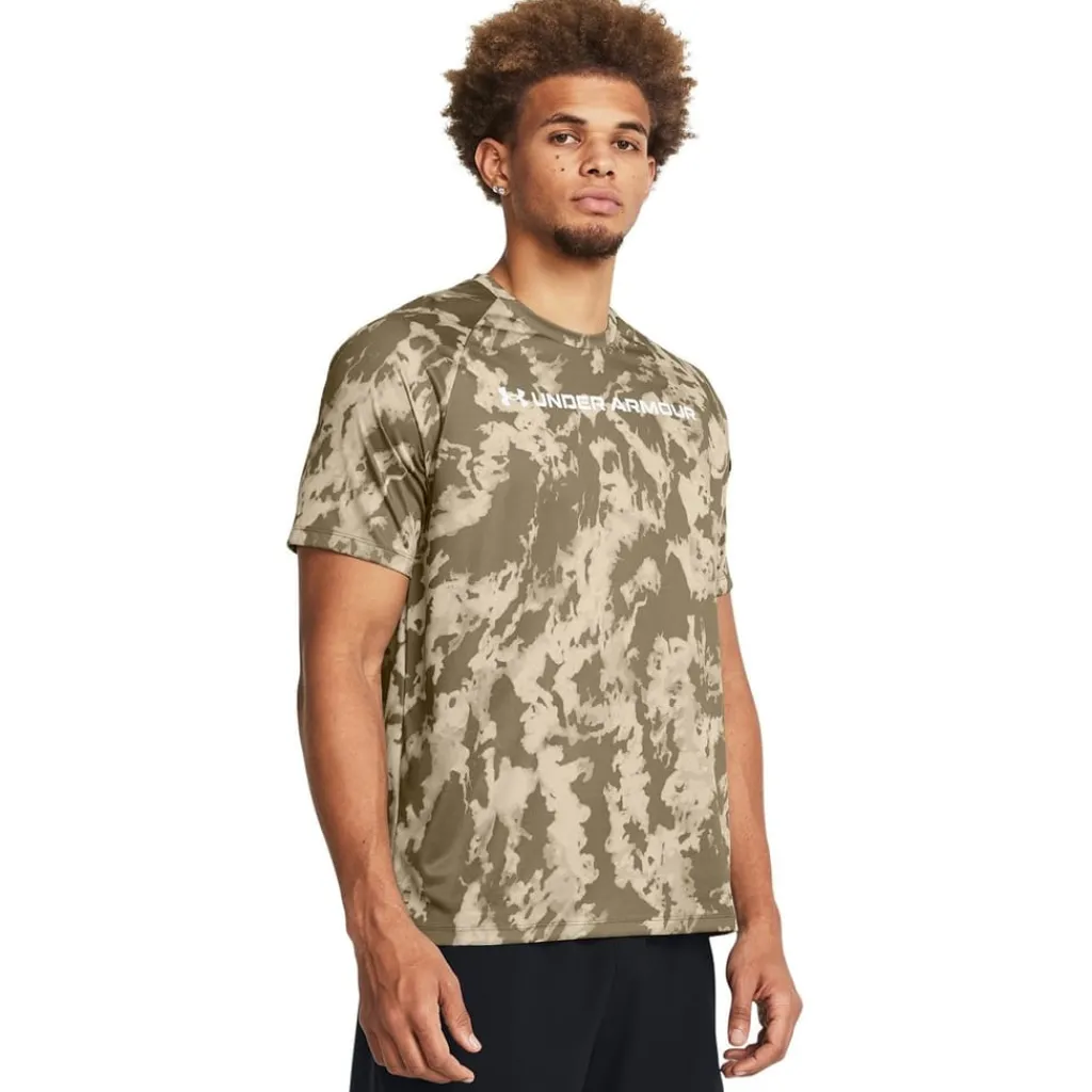 Fitness And Gym Tops*Under Armour Tech Camo Regular Fit T-Shirt in Green