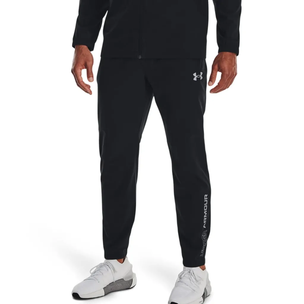 Trousers*Under Armour Woven Track Pants in Black