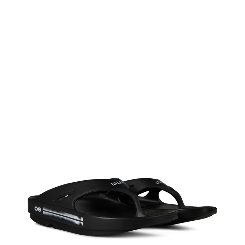 Beach Shoes*Undercover Toe Post Flatform Sandals in Black